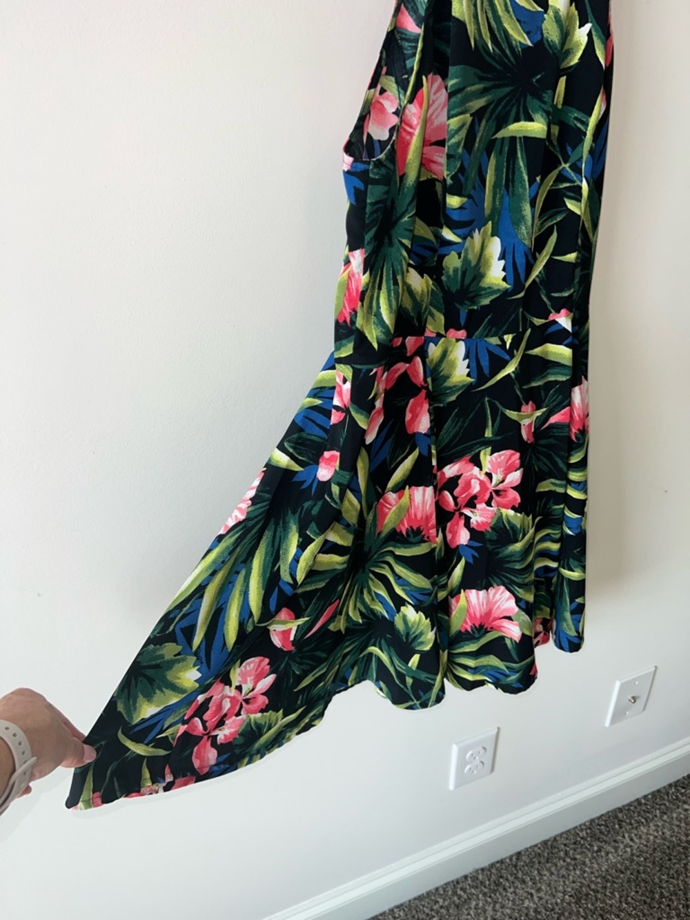 Hollister Women's Skater Summer Halter Dress Floral Peek A Boo Back Sz M - Picture 5 of 9